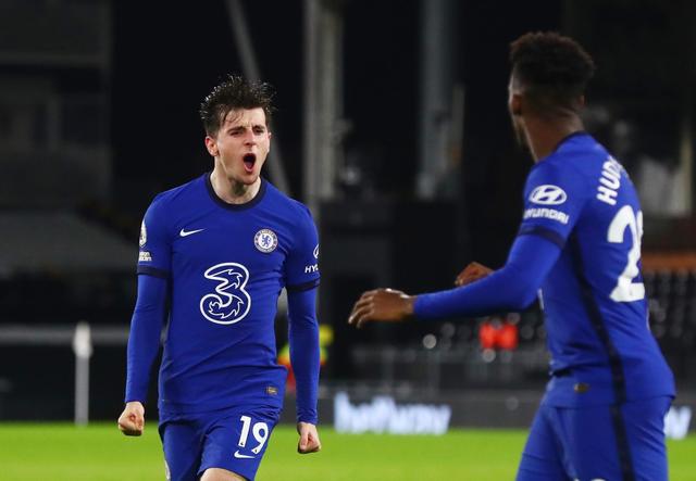 内线老将霍福德状态低迷，勇士究竟还要信任他多久？