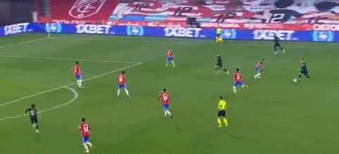 MKOI打BLG亮老鼠引热议！官号发文道歉误会了，无意冒犯中国粉丝