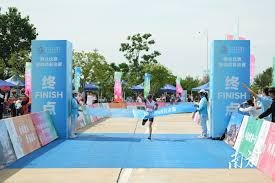 荣耀·2025：星光璀璨 星河灿烂