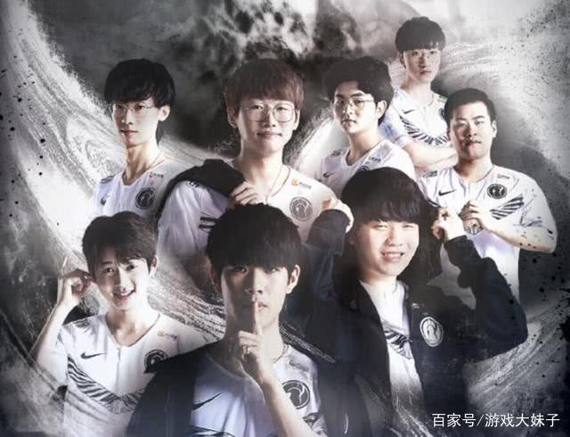 当主持人念 当主持人念