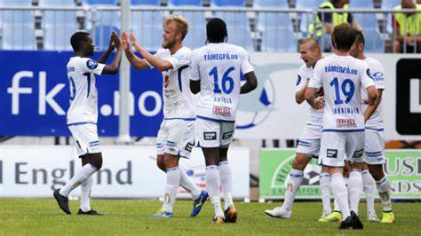 鲁婉遥的上 鲁婉遥的上