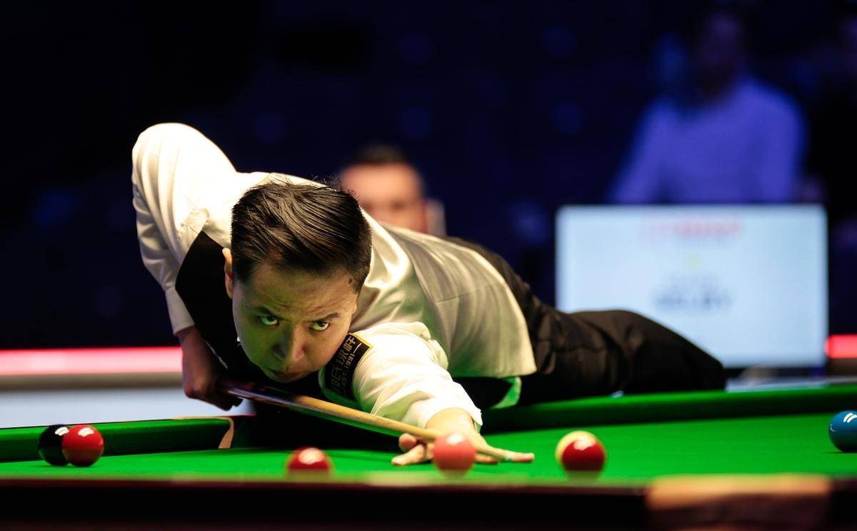 詹姆斯在他 詹姆斯在他